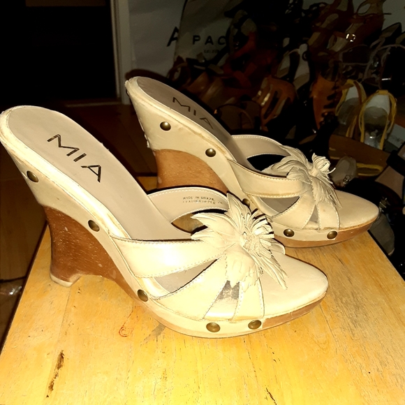 Wedges - Picture 3 of 3